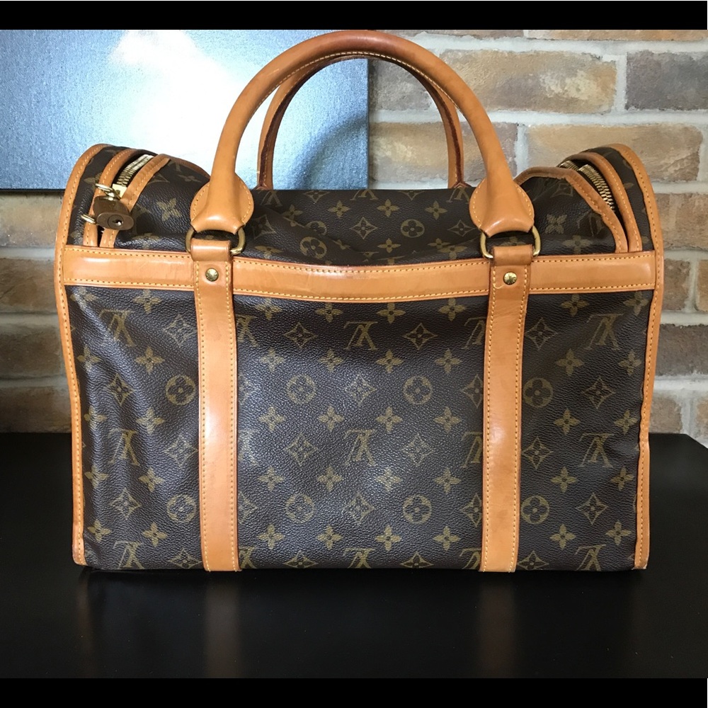 SOLD ♥️ Louis Vuitton Sac Chien dog carrier